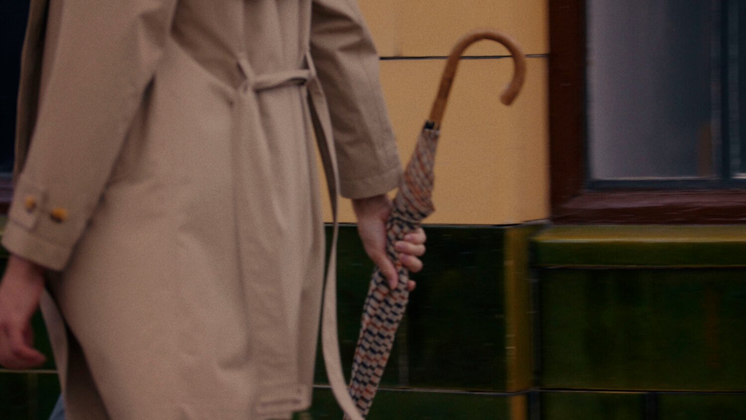 Daks Trench Coat Film showing craftsmanship and studio portrait of trench coat design