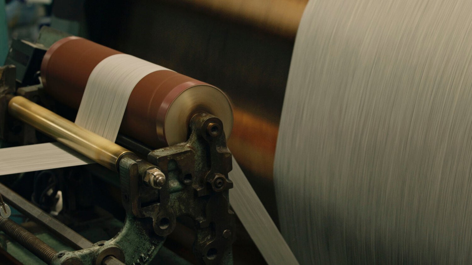 Daks Scarver Fabric Film by Pedro Pacheco showing textile production, machinery and fabric patterns in a Scotland factory
